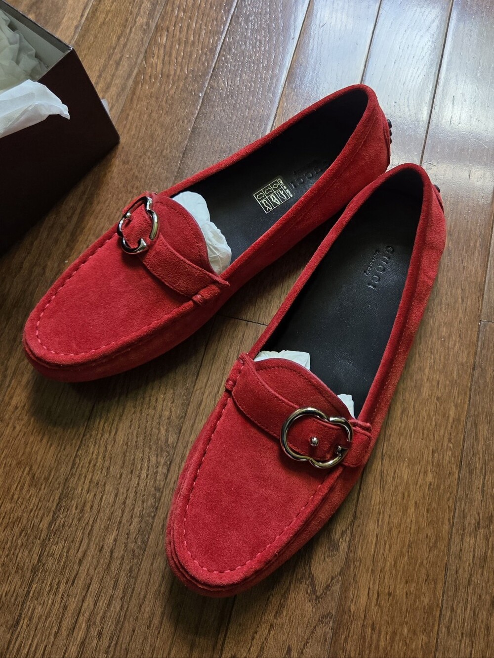 GUCCI Sachalin Red Suede Heart GG Buckle Pebble Sole Driver Moccasins 38.5 NIB
